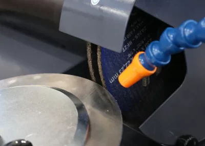 Tempi estremamente ridotti per l’asportazione della dentatura, per la lavorazione con due mole accoppiate